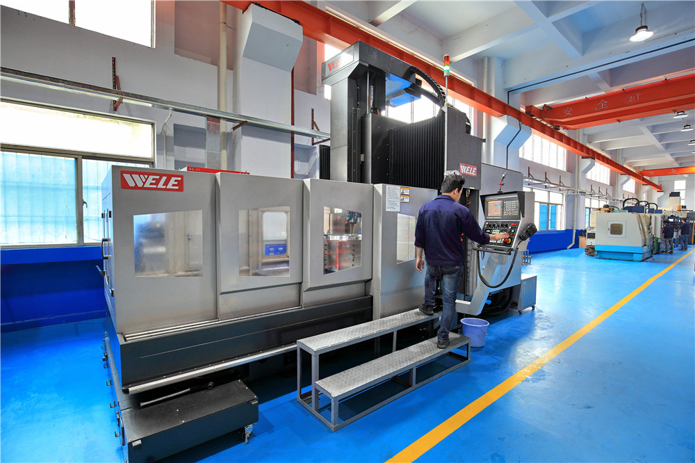 (1) 视频CMM 15“* 11.5”（400x30mm）